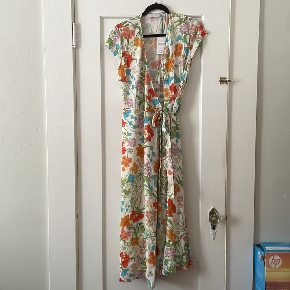 & Other Stories Printed Midi Wrap Dress - Picture 2 of 3